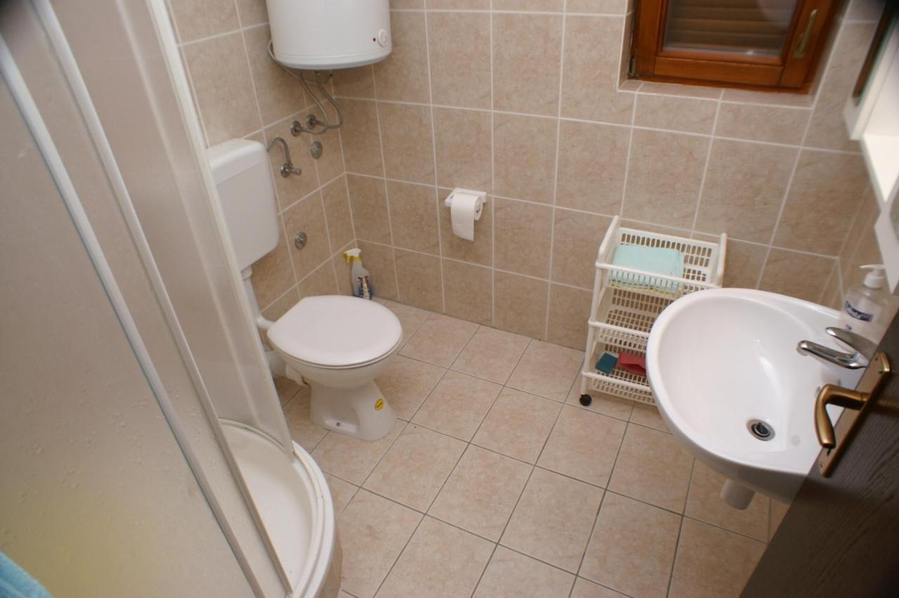 Apartments With A Parking Space Mudri Dolac, Hvar - 4043 Vrbanj Ngoại thất bức ảnh